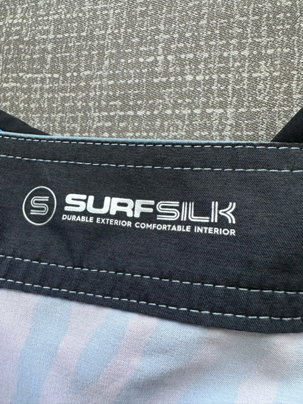 Quiksilver Men’s Size 32 SurfSilk Board Shorts Pink‎ Blue Zebra Swim Trunks